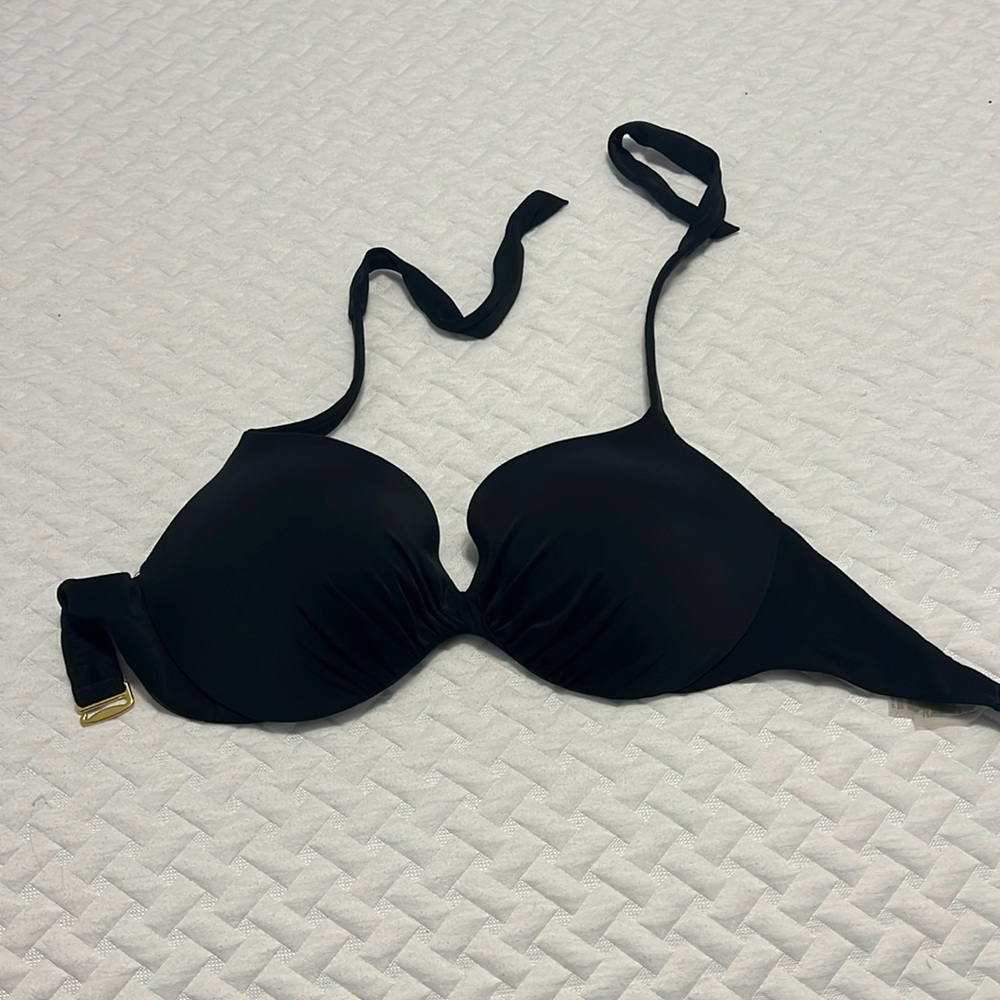 Black bikini top